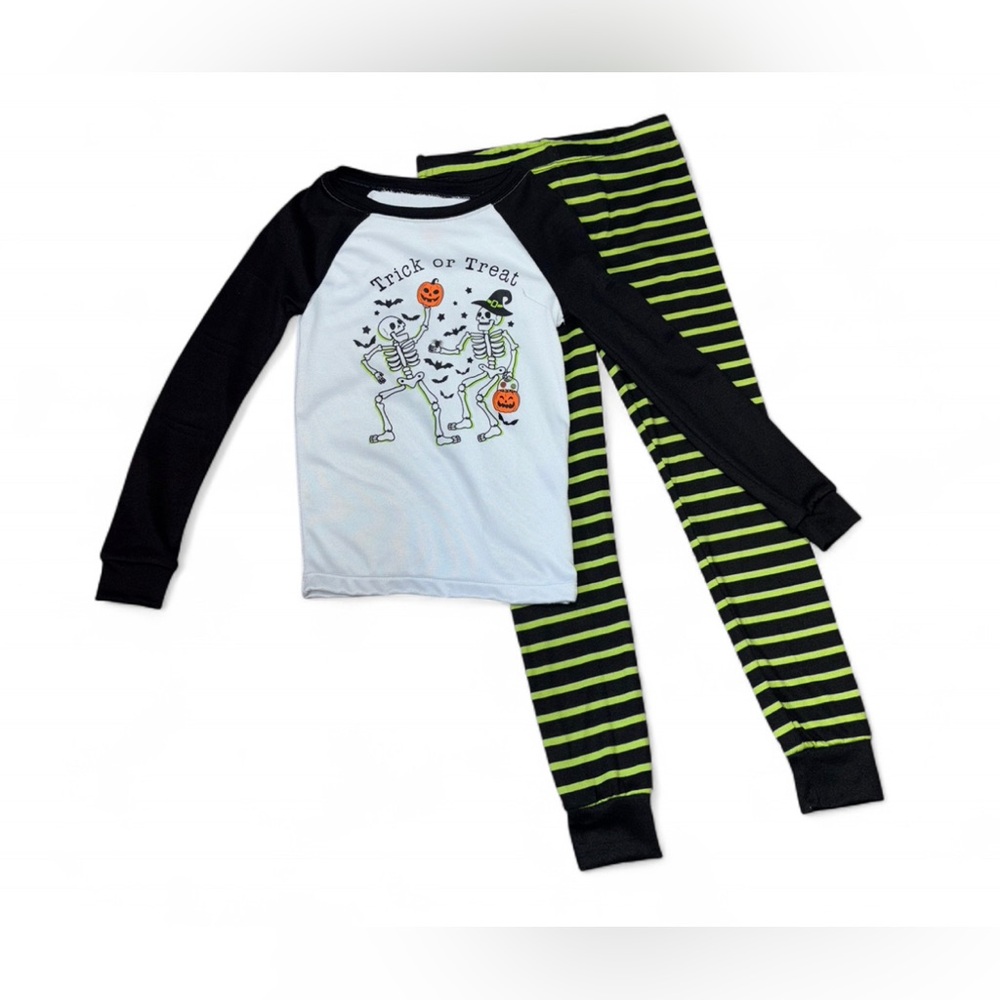 CELEBRATE! KIDS PAJAMA SET